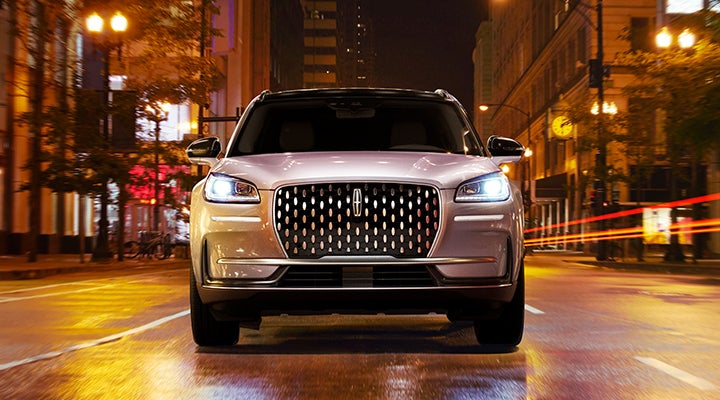 The striking grille of a 2024 Lincoln Corsair® SUV is shown. | Holmes Tuttle Lincoln in Tucson AZ