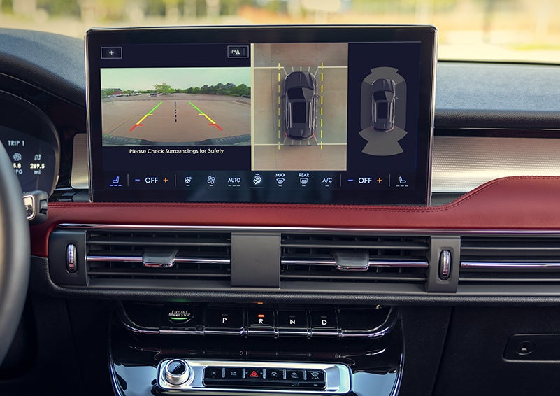 The large center touchscreen of a 2024 Lincoln Corsair® SUV is shown. | Holmes Tuttle Lincoln in Tucson AZ